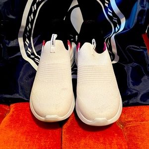 Skecher Slip Ins shoes